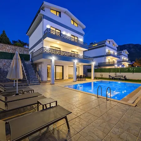 Villa Daisy A *